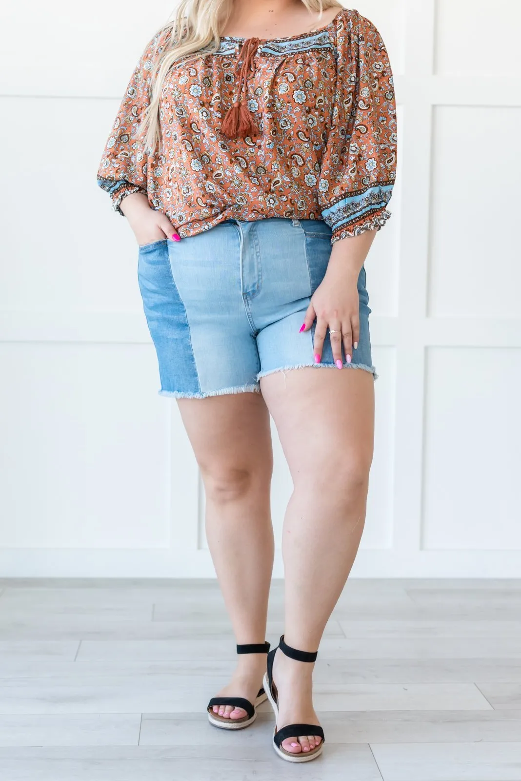 At the Festival Contrast Shorts