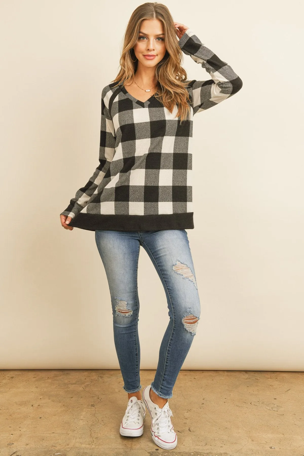 Checker Plaid V-Neck Long Sleeve Top
