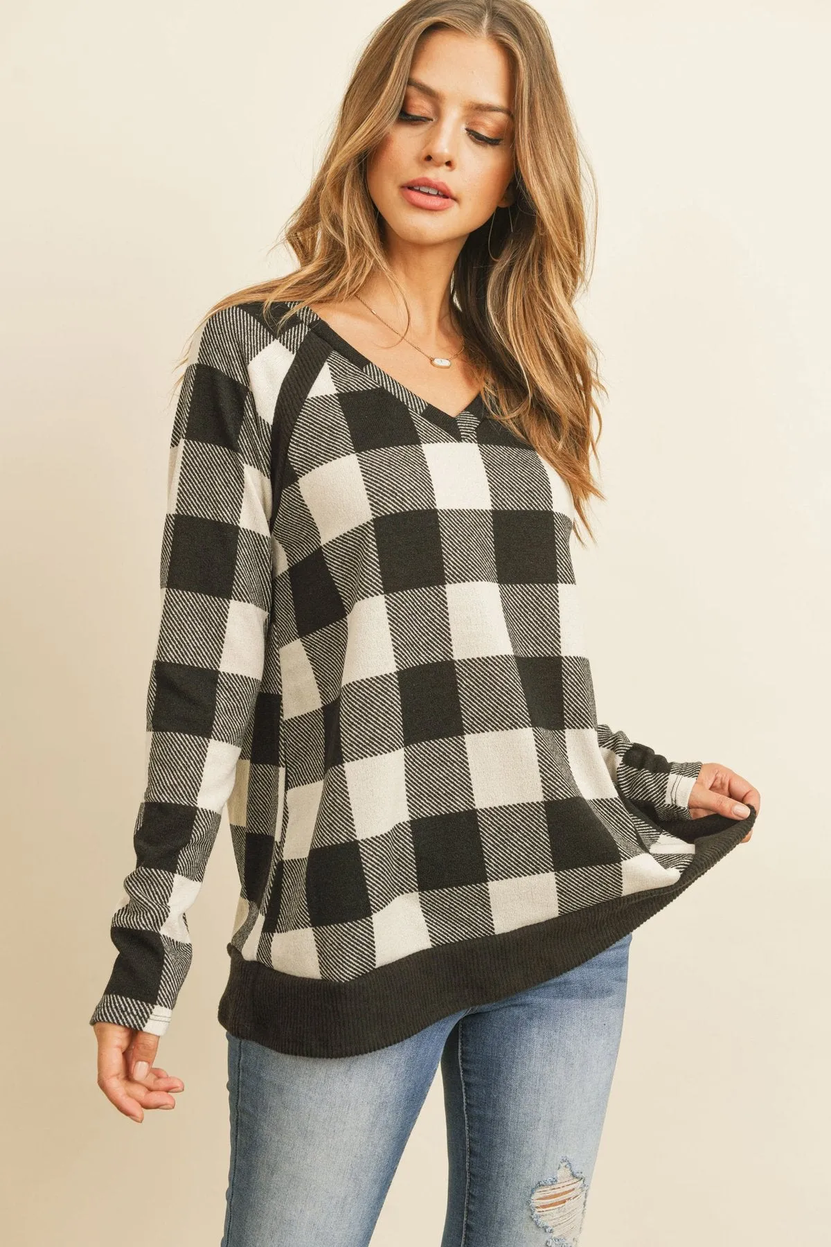 Checker Plaid V-Neck Long Sleeve Top