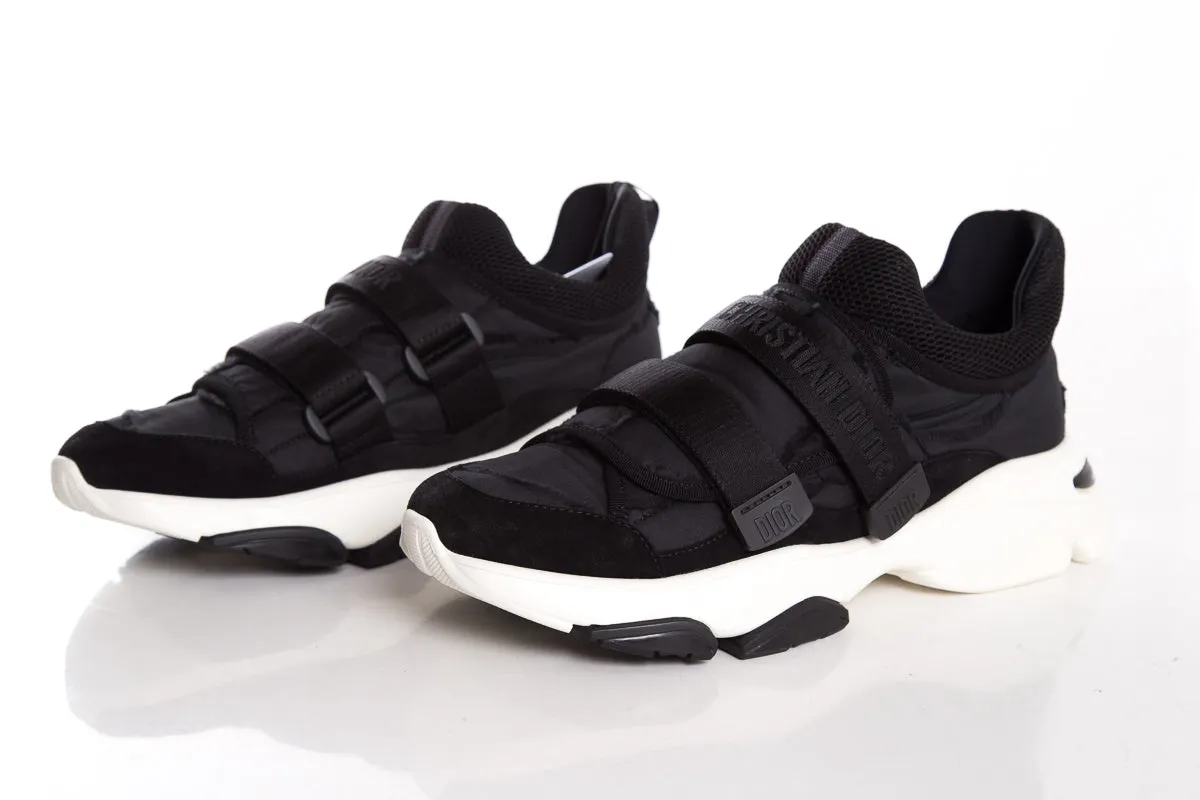 Dior Black & White D- Wander Sneakers SZ 41 NWT