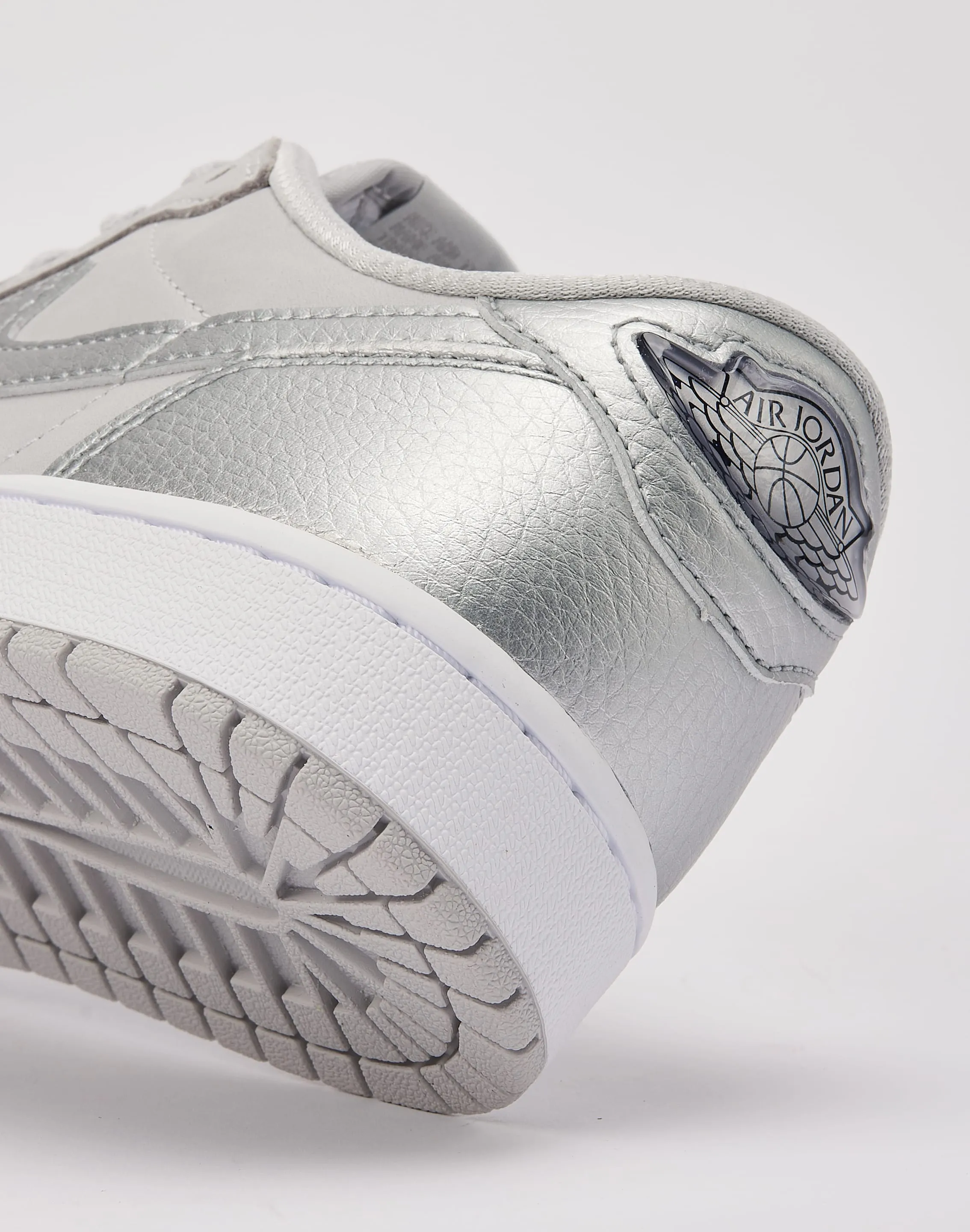 Jordan Air Jordan 1 Retro Low OG 'Metallic Silver'